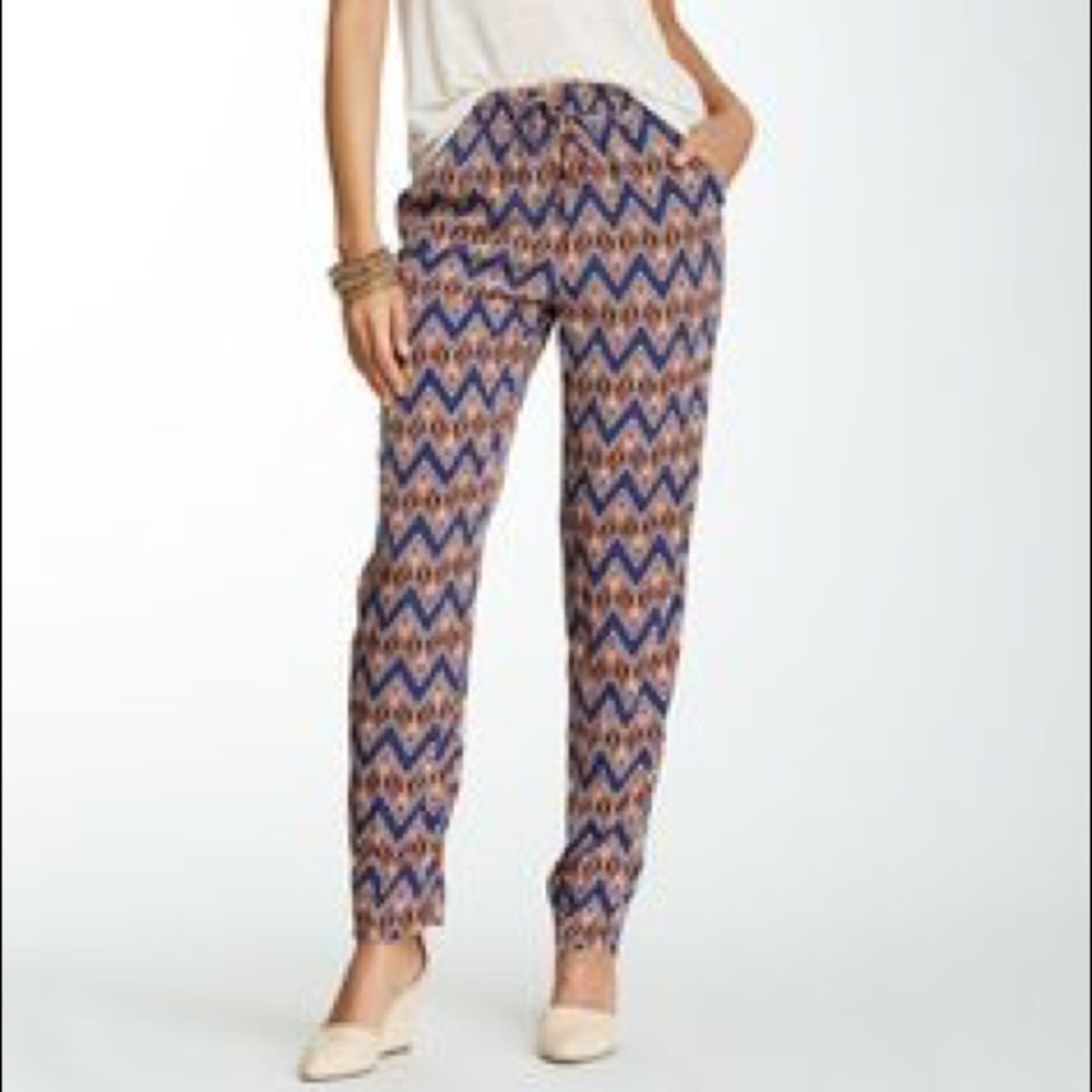 Romeo and Juliet couture patterned pants
